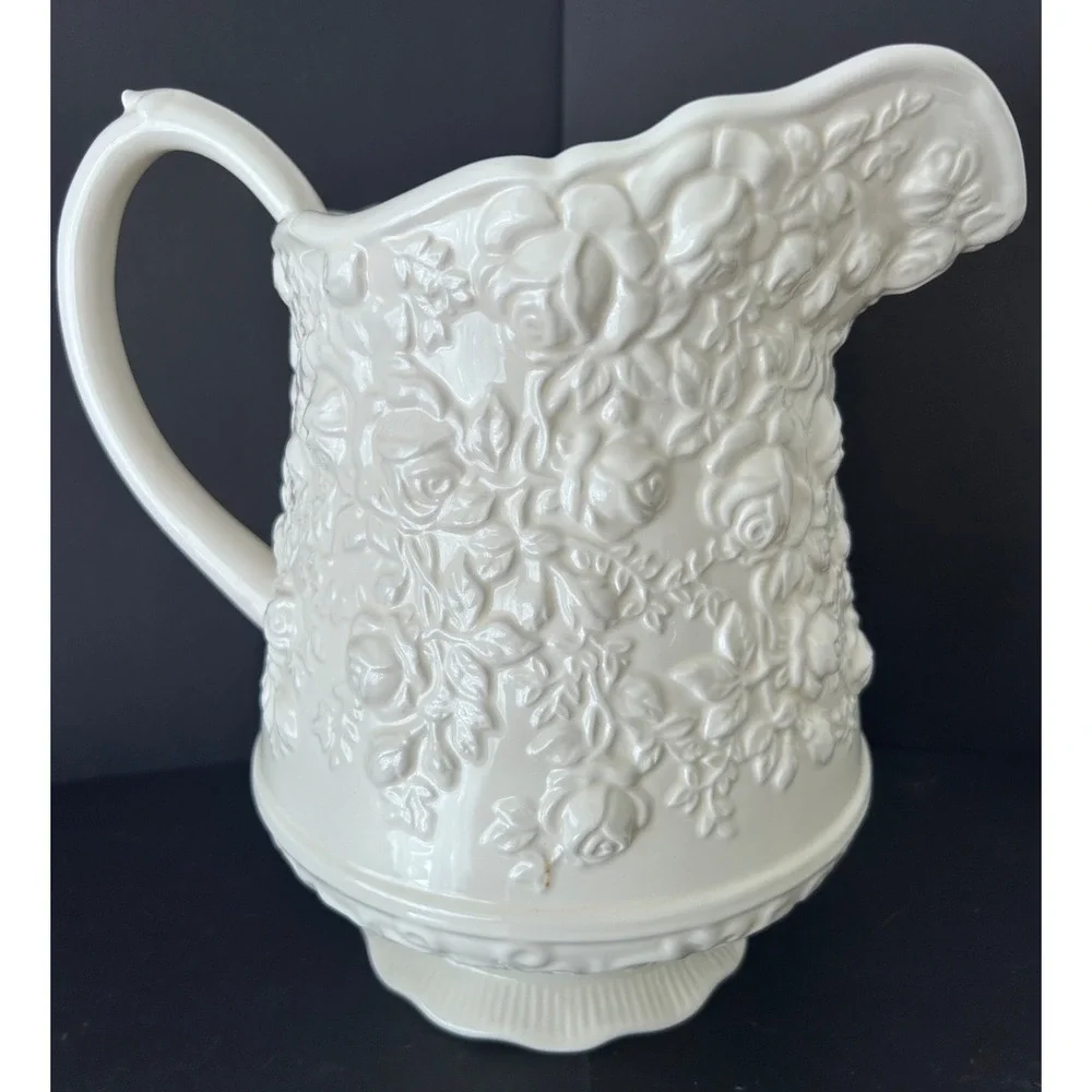 2004 Royal Albert Old Country Roses English Buffet Collection Pitcher, RARE